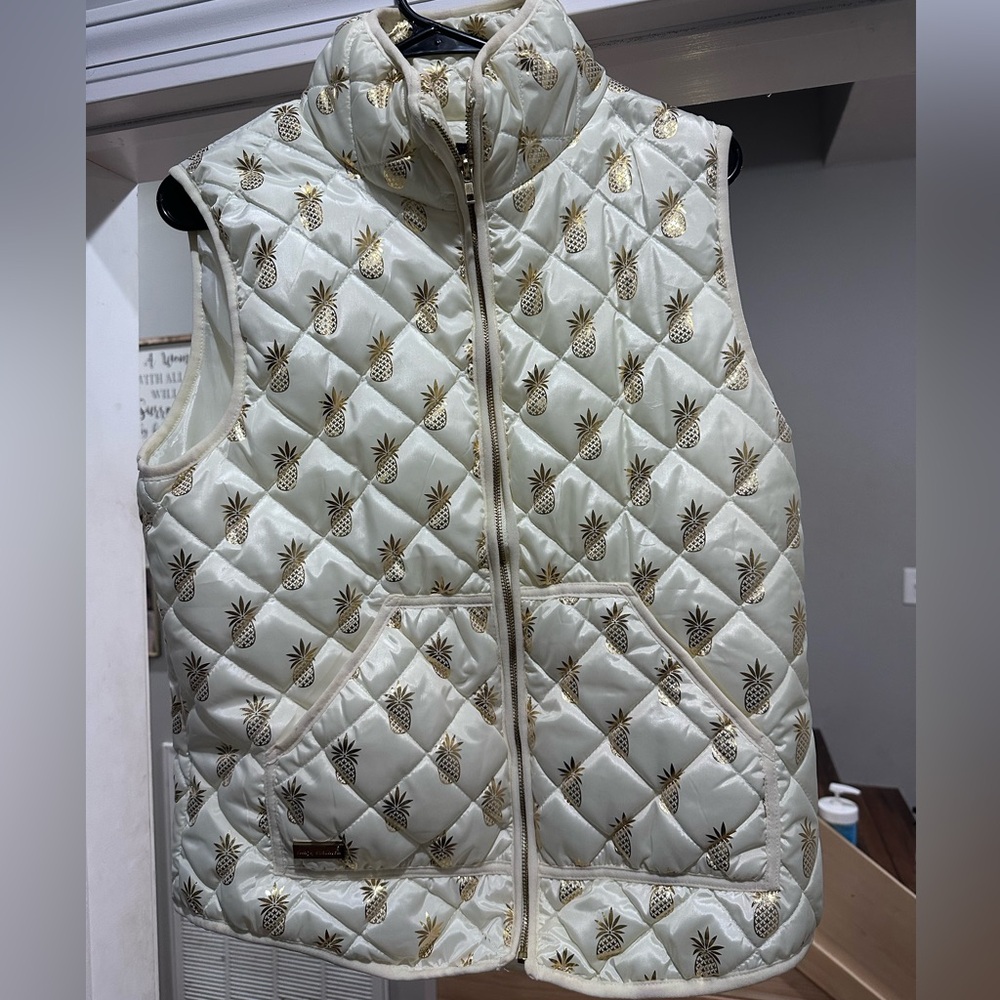 Simply Southern pineapple vest.